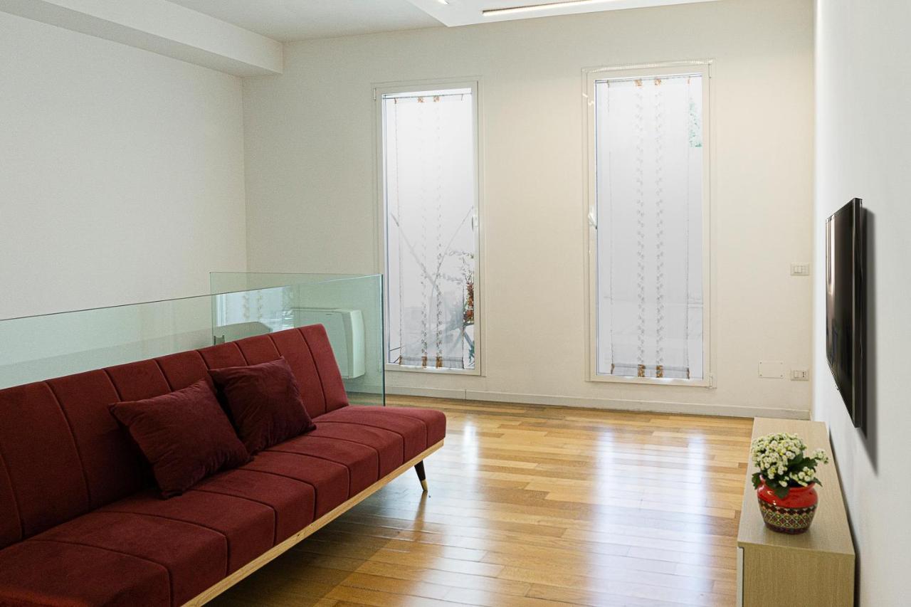 Araba Fenice Lecce Exterior foto