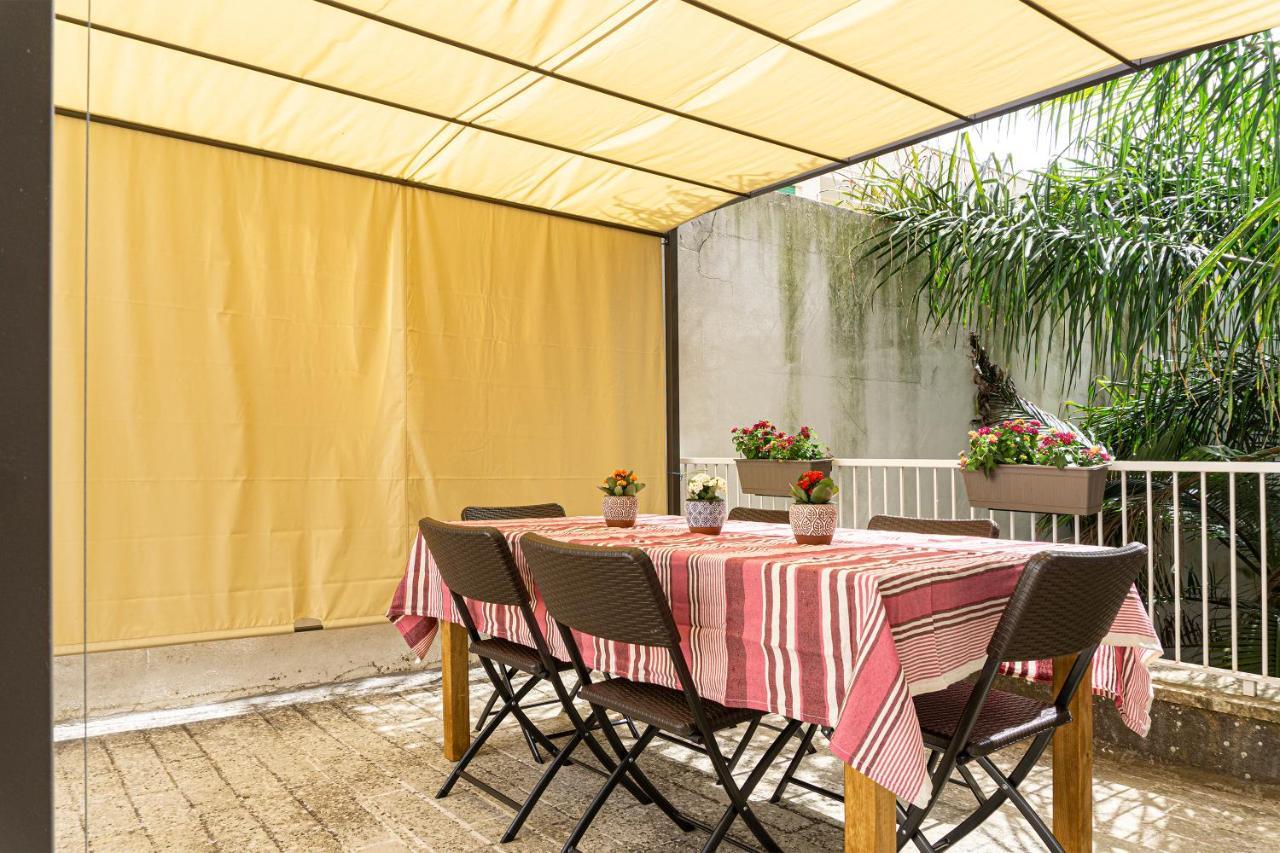 Araba Fenice Lecce Exterior foto